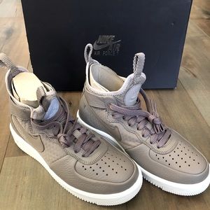 Women’s Nike airforce 1 ultraforce mid Sepia Stone